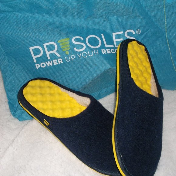 NEW PR Soles Active Recovery Slippers - Size 7 - Picture 1 of 10